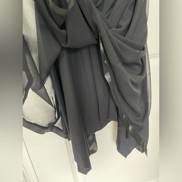 Semi-formal Junior’s Dress - Picture 13 of 17